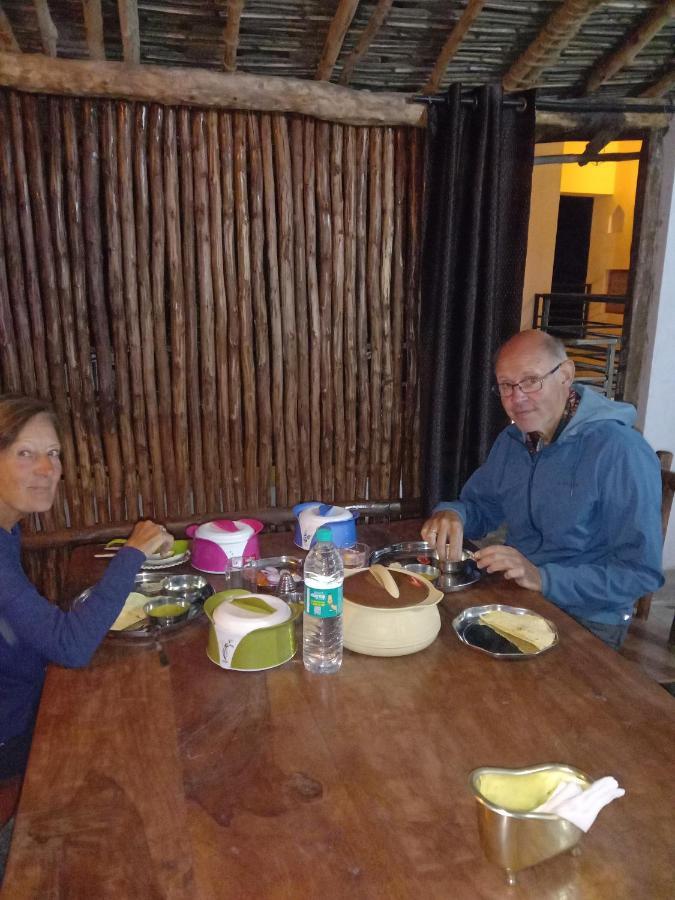 Sadhna Sadan Homestay Panna Madla ภายนอก รูปภาพ