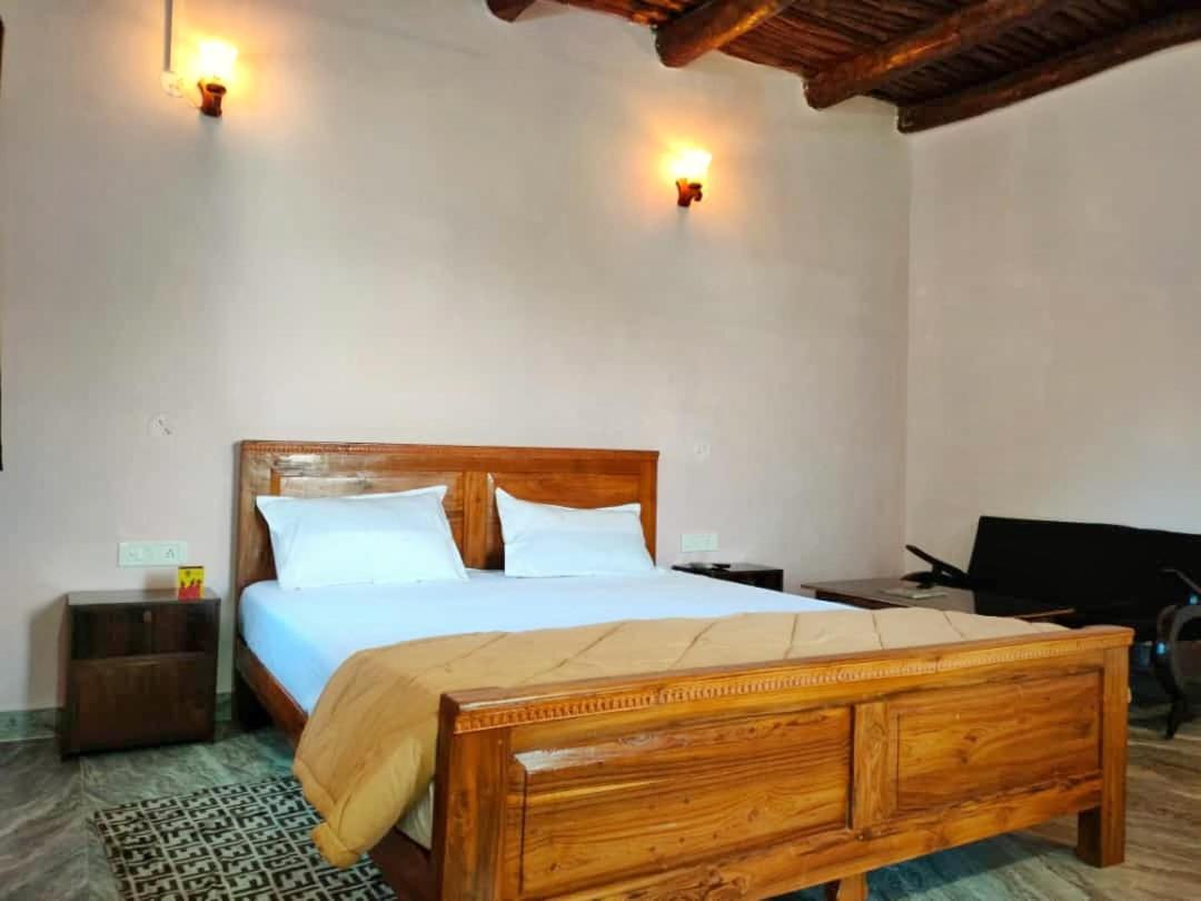 Sadhna Sadan Homestay Panna Madla ภายนอก รูปภาพ