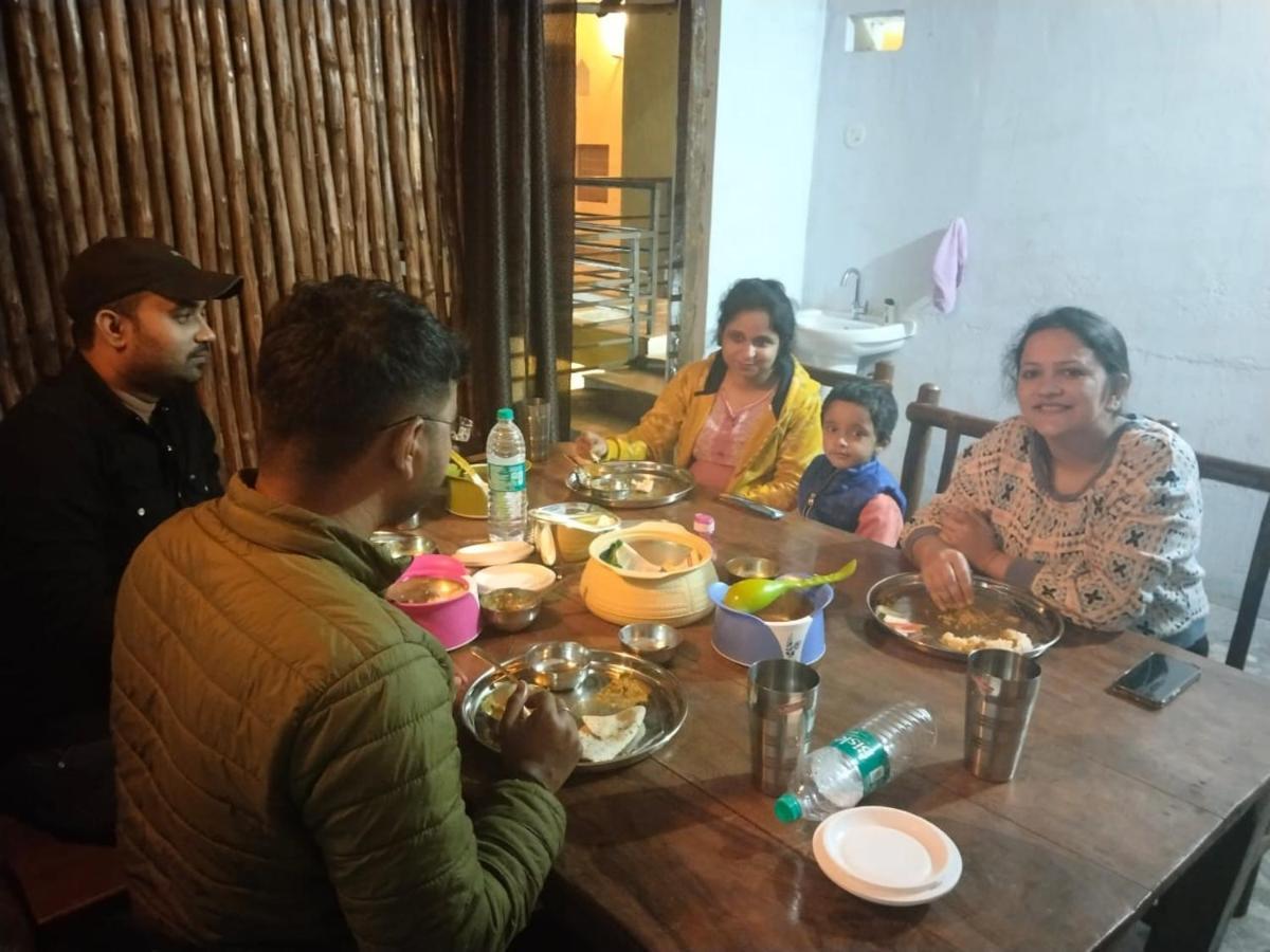 Sadhna Sadan Homestay Panna Madla ภายนอก รูปภาพ
