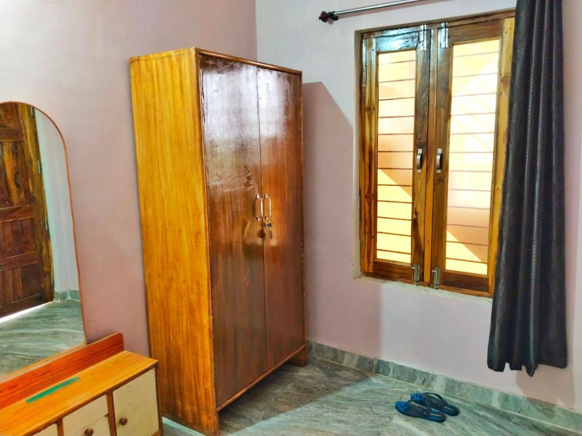 Sadhna Sadan Homestay Panna Madla ภายนอก รูปภาพ